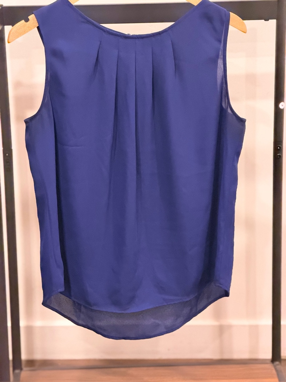 Worthington Royal Blue Pleated Back Sleeveless Blouse
